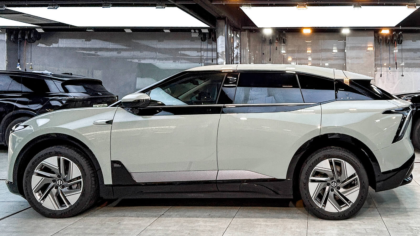 狂野綠高合裝貼威固V3車(chē)衣，盡顯獨(dú)特魅力