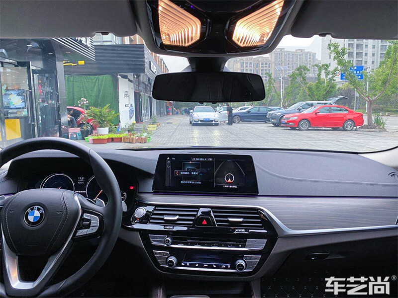 汽車前擋隔熱膜