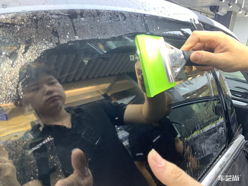 汽車貼膜什么才是專業(yè)施工？