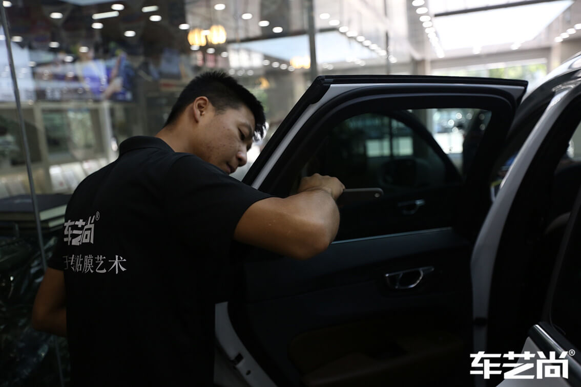 沃爾沃XC60施工威固玻璃膜施工案例展示（6）