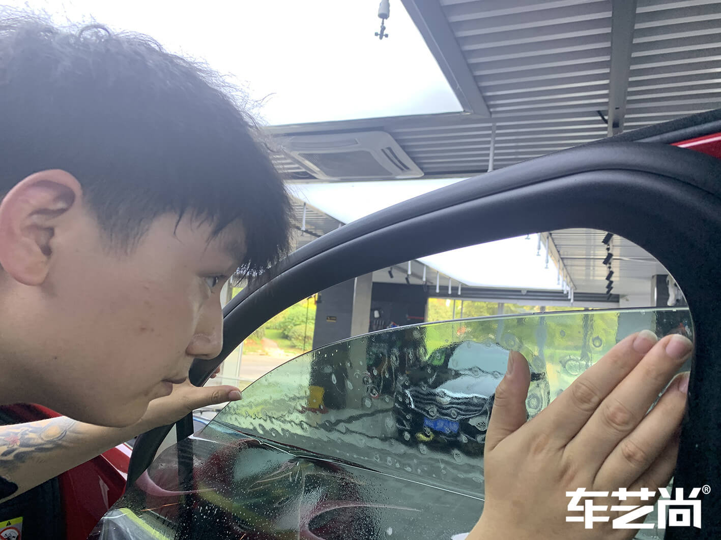 保時(shí)捷卡宴裝貼威固V70+V40，施工流程展示（圖十五）
