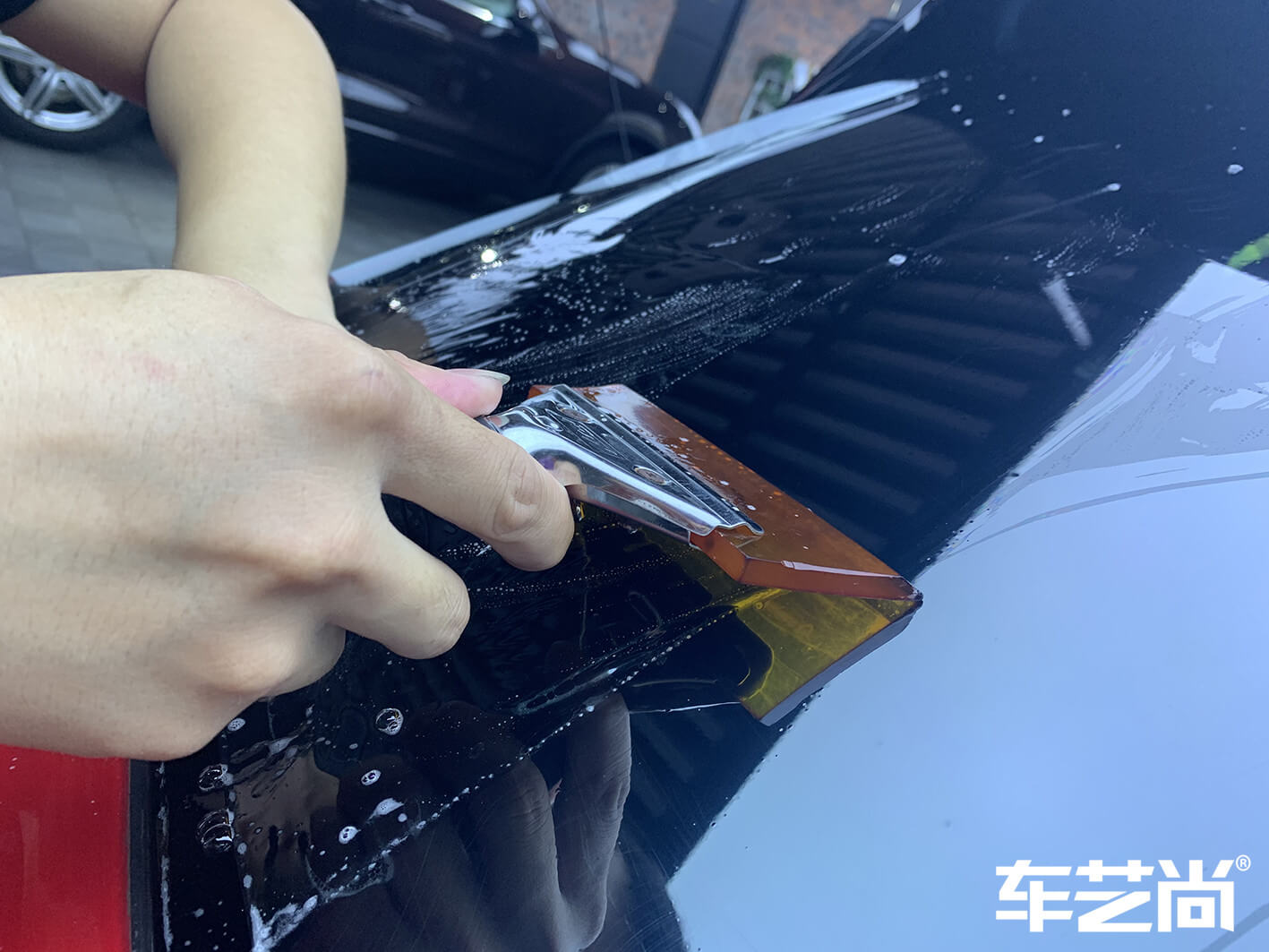 保時(shí)捷卡宴裝貼威固V70+V40，施工流程展示（圖十一）