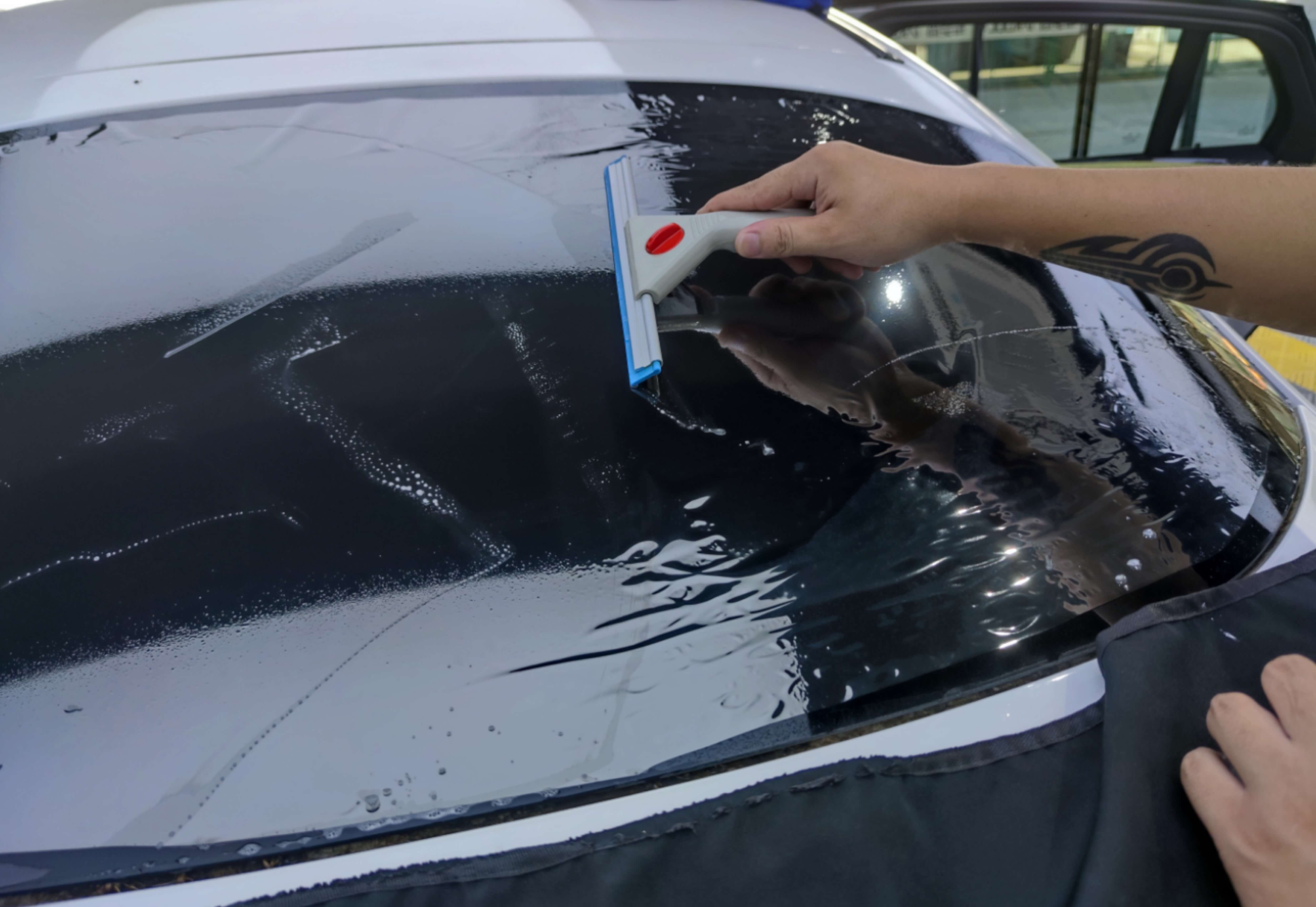汽車玻璃膜都有那些坑