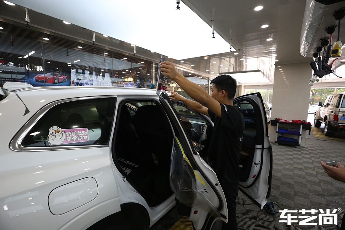 沃爾沃XC60施工威固玻璃膜施工案例展示（7）