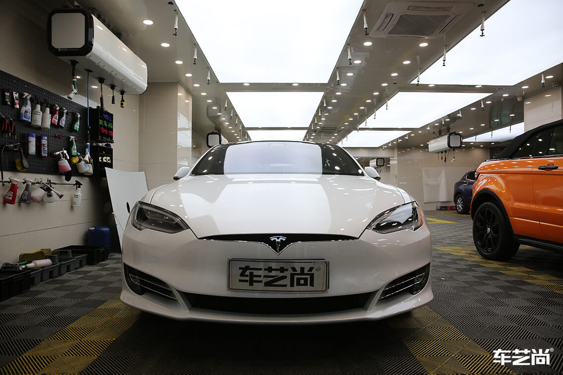 特斯拉 MODEL S威固隔熱膜汽車貼膜施工案例（12）