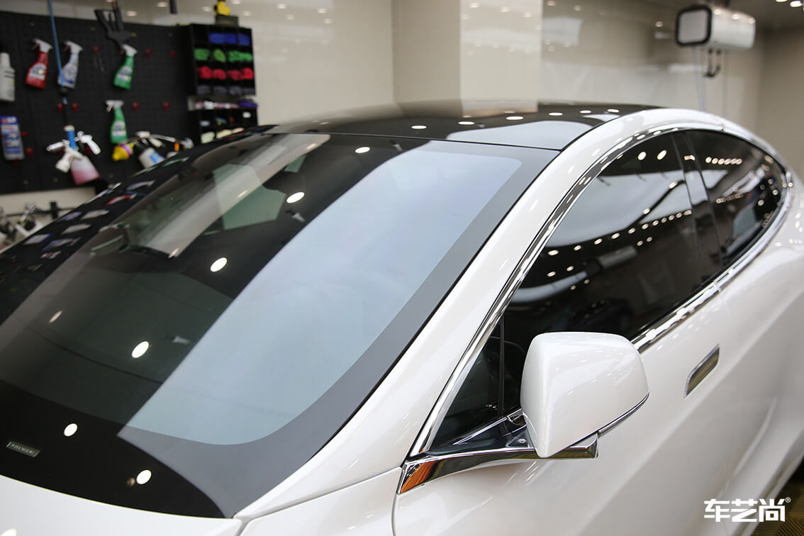 特斯拉 MODEL S威固隔熱膜汽車貼膜施工案例（14）