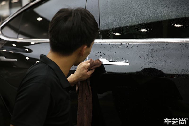 特斯拉Model 3隱形車衣施工過程展示（圖二）0