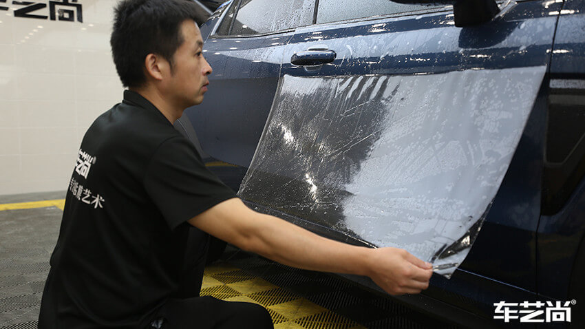 領(lǐng)克05施工威固隱形車衣，施工流程展示（7）