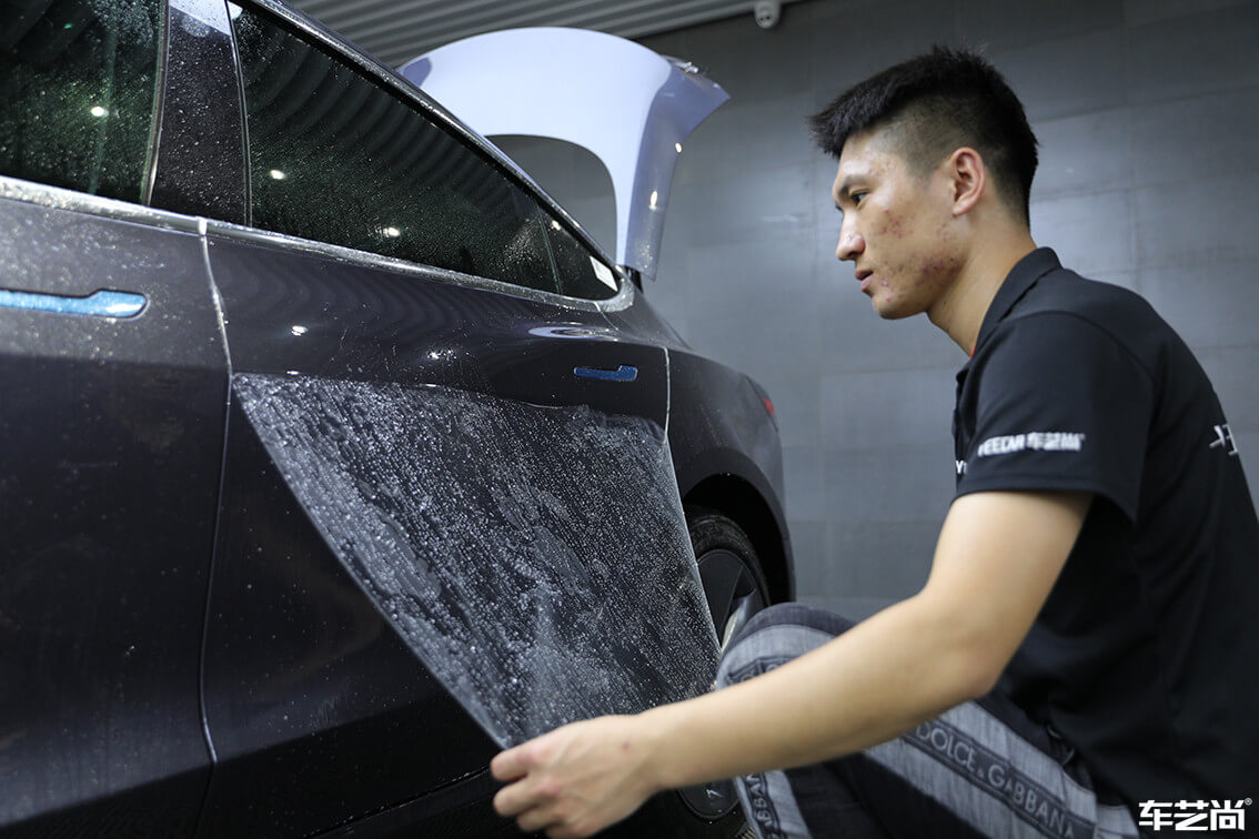 特斯拉Model 3施工威固漆面保護(hù)膜案例展示（12）