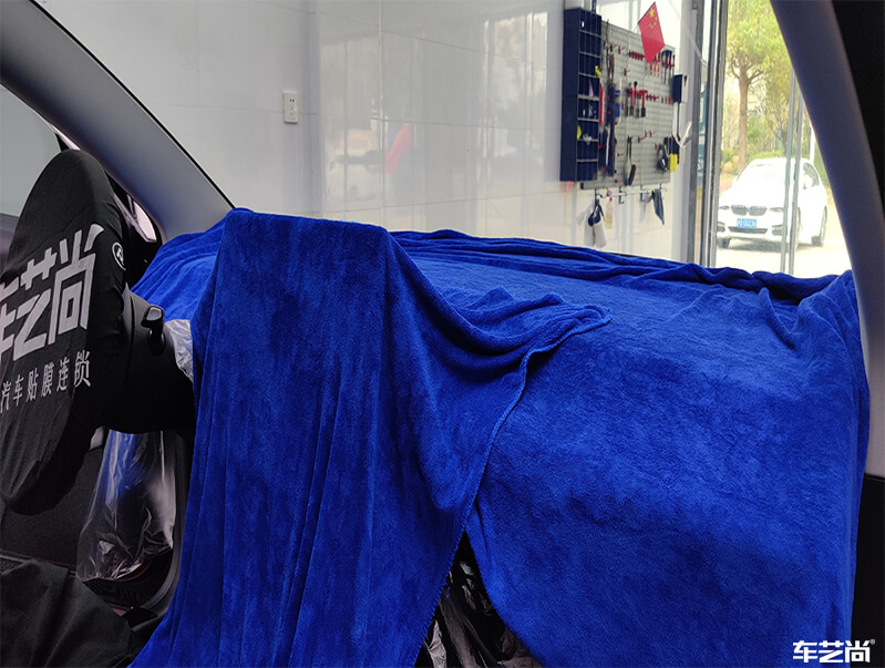 特斯拉Model 3施工威固隔熱膜施工流程分享（2）