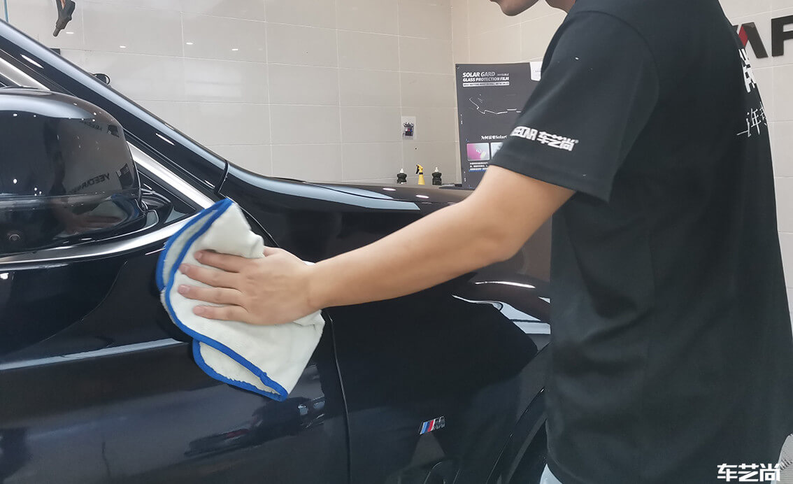 莘莊店施工案例：寶馬X3鍍膜美容洗車（4）