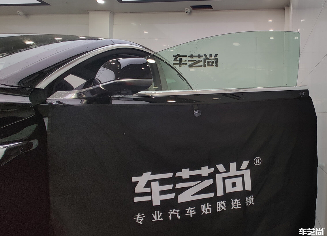 特斯拉Model 3施工威固隔熱膜，多重保護(hù)（14）