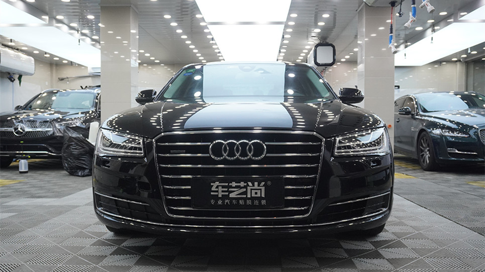 奧迪 A8裝貼威固隱形車衣，施工流程展示