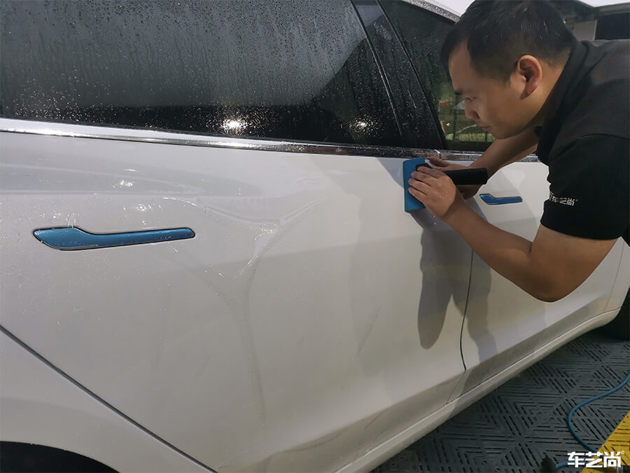 特斯拉Model 3施工羅利普斯隱形車衣案例分享（2）