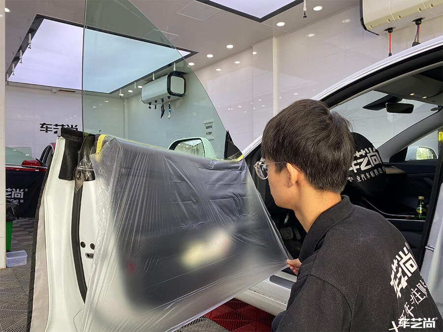 特斯拉Model 3施工威固隔熱膜施工案例分享（4）