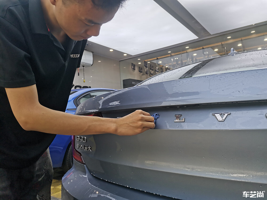 車藝尚莘莊店施工沃爾沃S90，水晶鍍膜流程展示（8）
