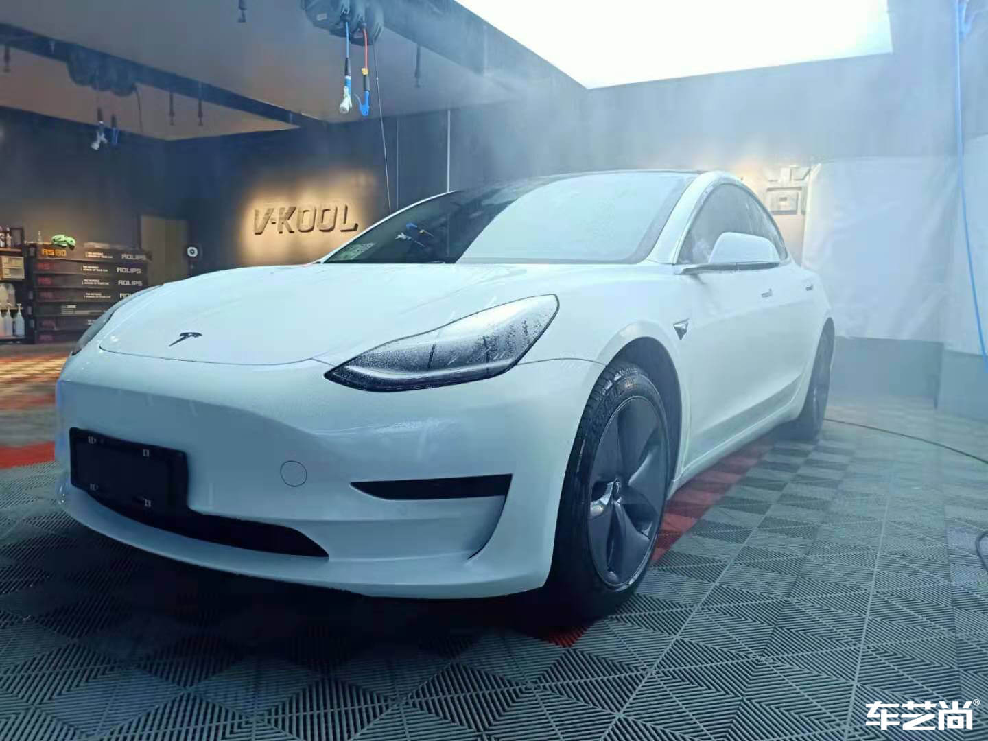 特斯拉Model 3施工威固隱形車衣，施工流程（1）