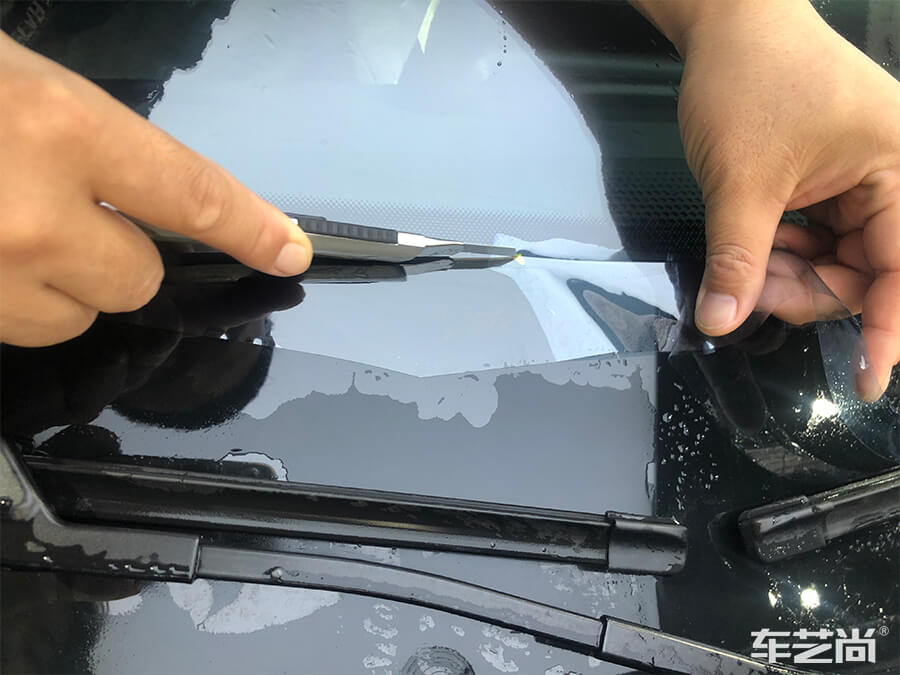 小鵬 P7極致防護(hù)，選擇車藝尚施工威固隔熱膜（6）