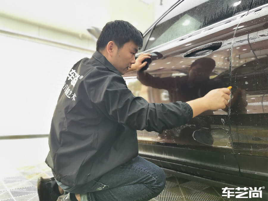 保時(shí)捷卡宴實(shí)貼威固隱形車(chē)衣效果怎么樣？（3）