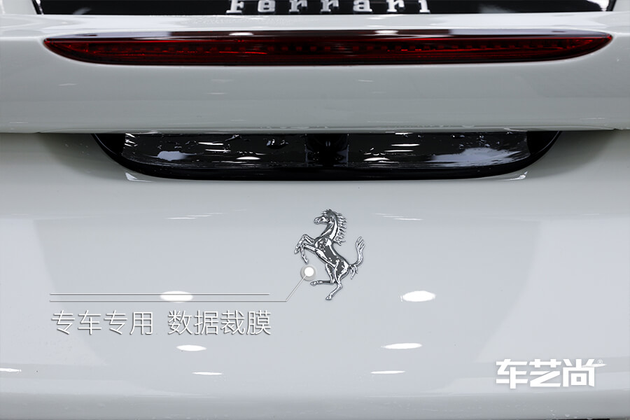 當(dāng)家跑車法拉利 選擇車藝尚裝貼威固隱形車衣（14）