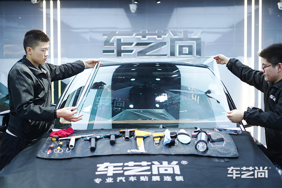 百公里加速幾秒的特斯拉MODEL Y，裝貼威固隔熱膜（3）