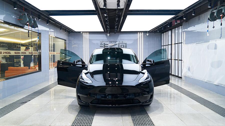 百公里加速幾秒的特斯拉MODEL Y，裝貼威固隔熱膜