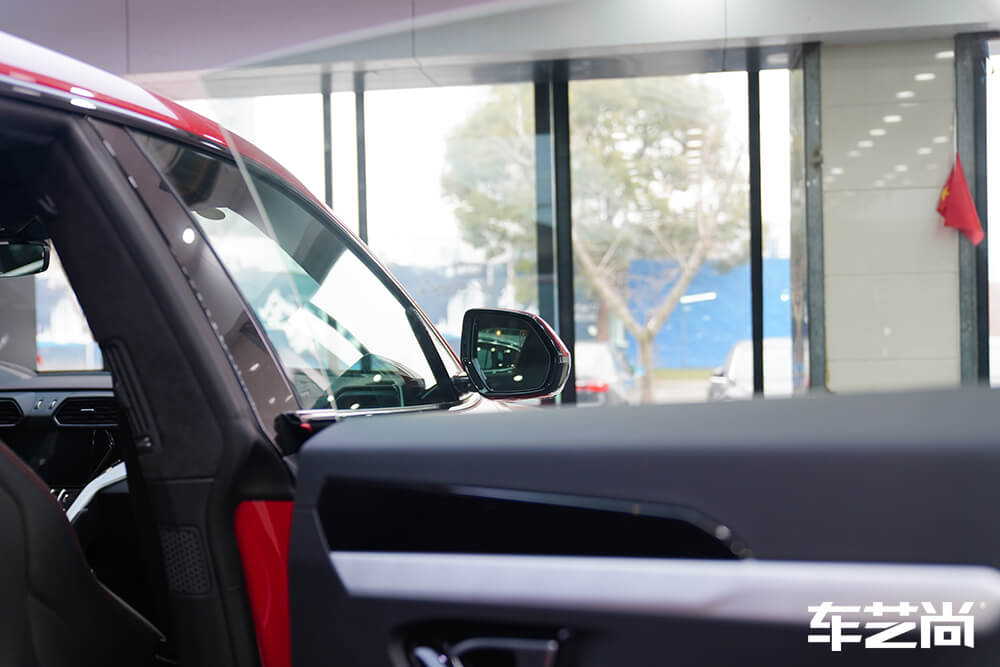 蘭博基尼URUS裝貼威固隔熱膜—車藝尚汽車貼膜（24）