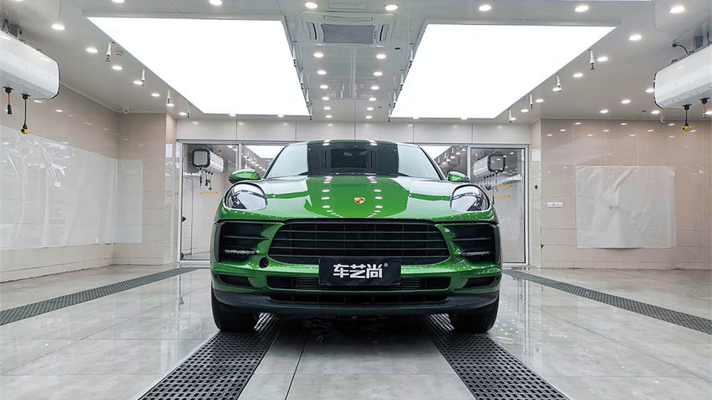 保時捷Macan施工威固隱形車衣，專車專用裁膜