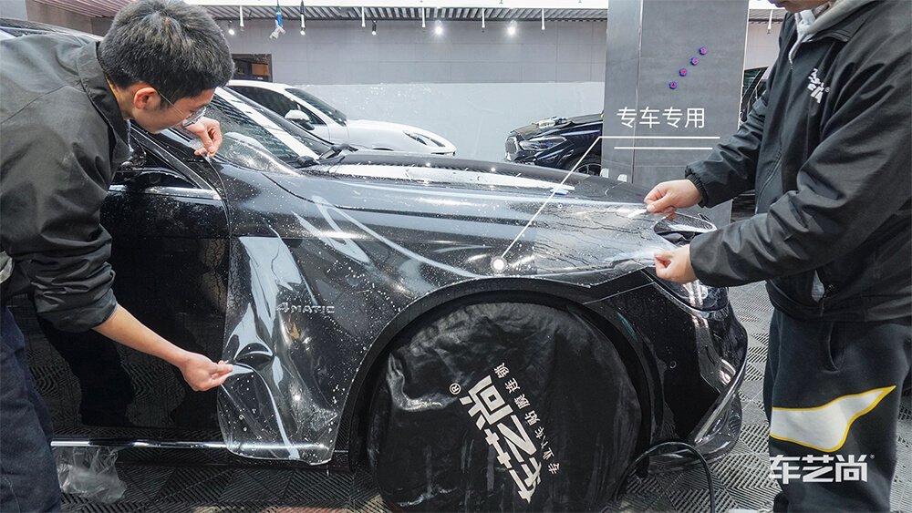 邁巴赫選擇施工威固隱形車衣，施工流程展示（8）