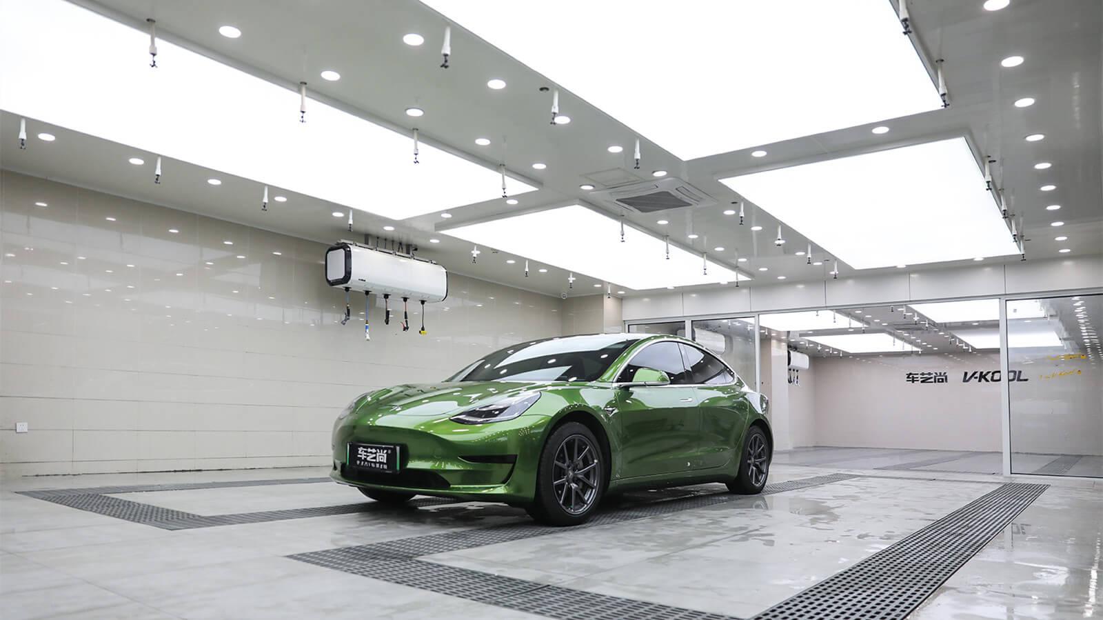特斯拉Model 3裝貼綠色改色膜效果展示