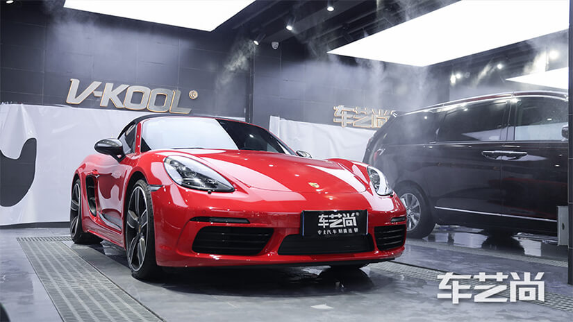 保時(shí)捷718貼車衣后效果
