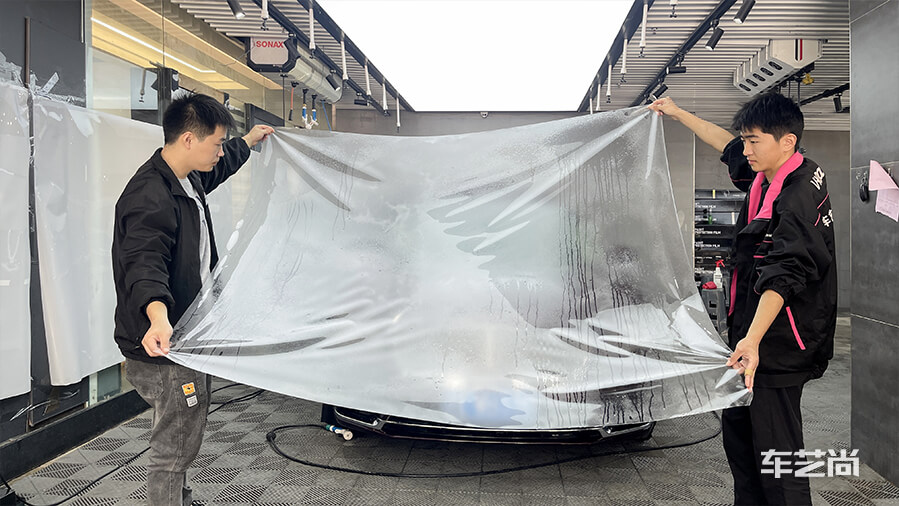 林肯大陸酒紅色施工威固隱形車衣案例（圖1）