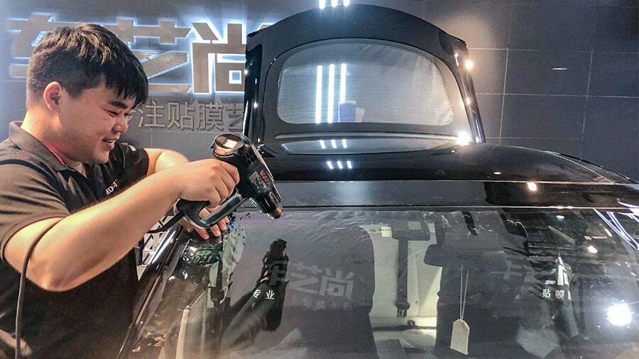 特斯拉modelS黑色施工威固玻璃膜VK70（圖4）