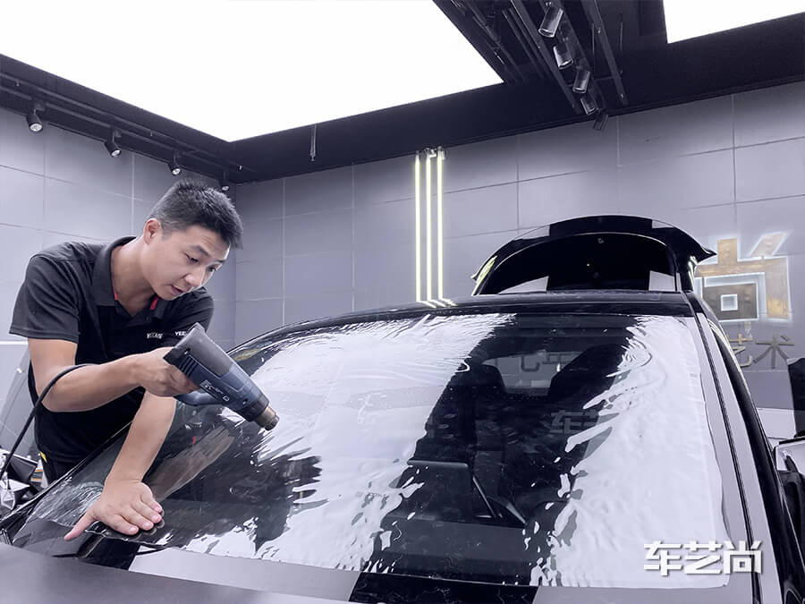 特斯拉modelY黑色施工改色膜+威固+龍膜案例（圖3）