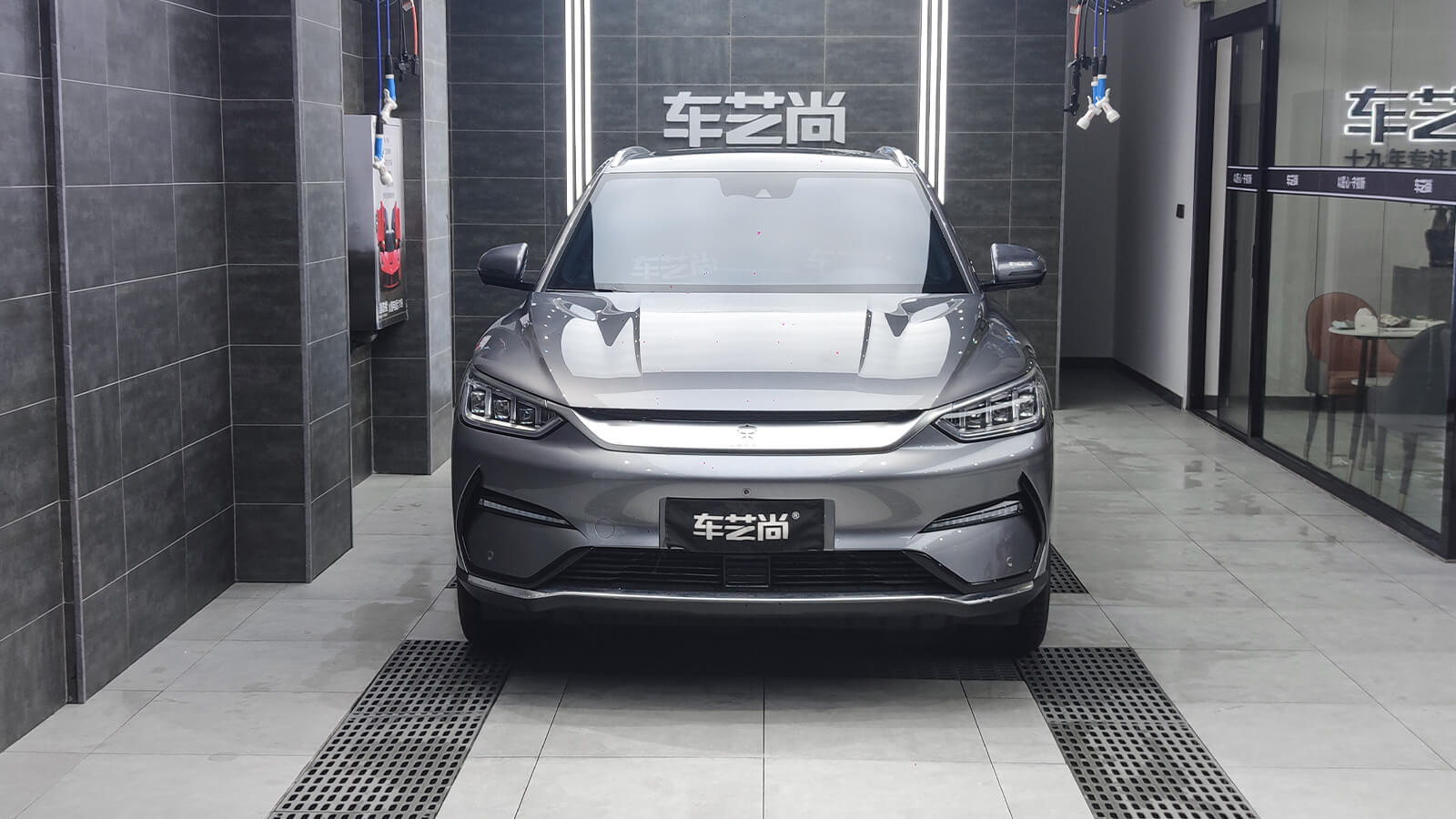 宋PLUS EV車(chē)主全車(chē)裝貼威固膜，因?yàn)樾刨?，所以選擇